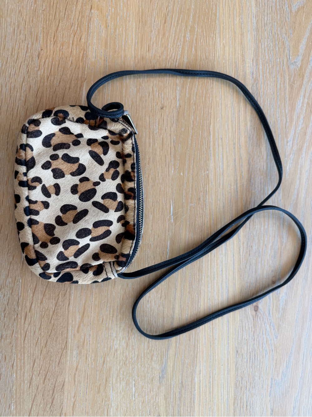 Street Level Leopard Print Crossbody Bag - Black & Tan - Picture 4 of 8